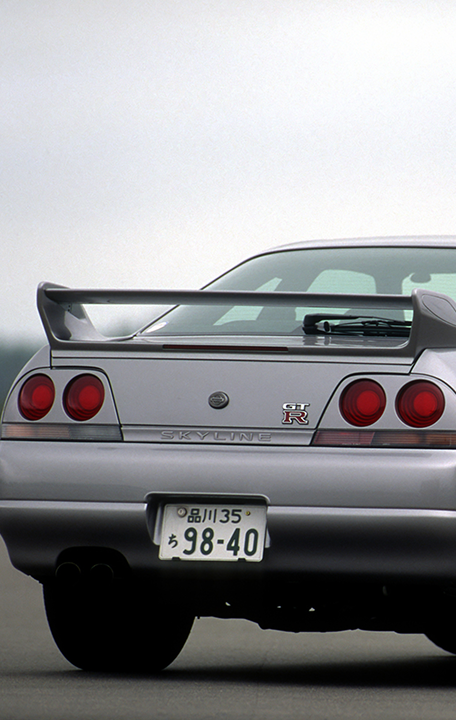 R33